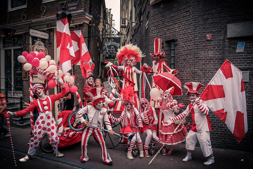 Troupe du Rouge-Blanc Groepsfoto