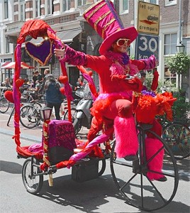 Allesmetliefdeparade13